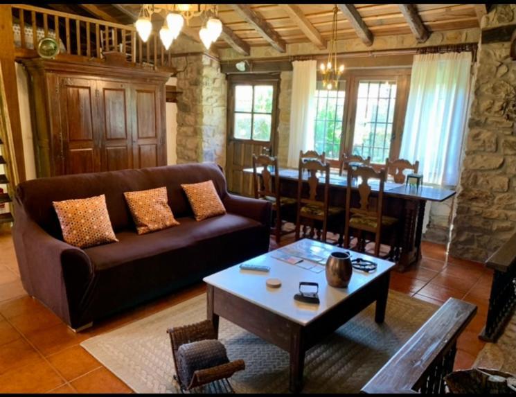 La Casita De Cuestallano Renedo De Cabuerniga Εξωτερικό φωτογραφία