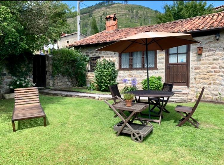 La Casita De Cuestallano Renedo De Cabuerniga Εξωτερικό φωτογραφία